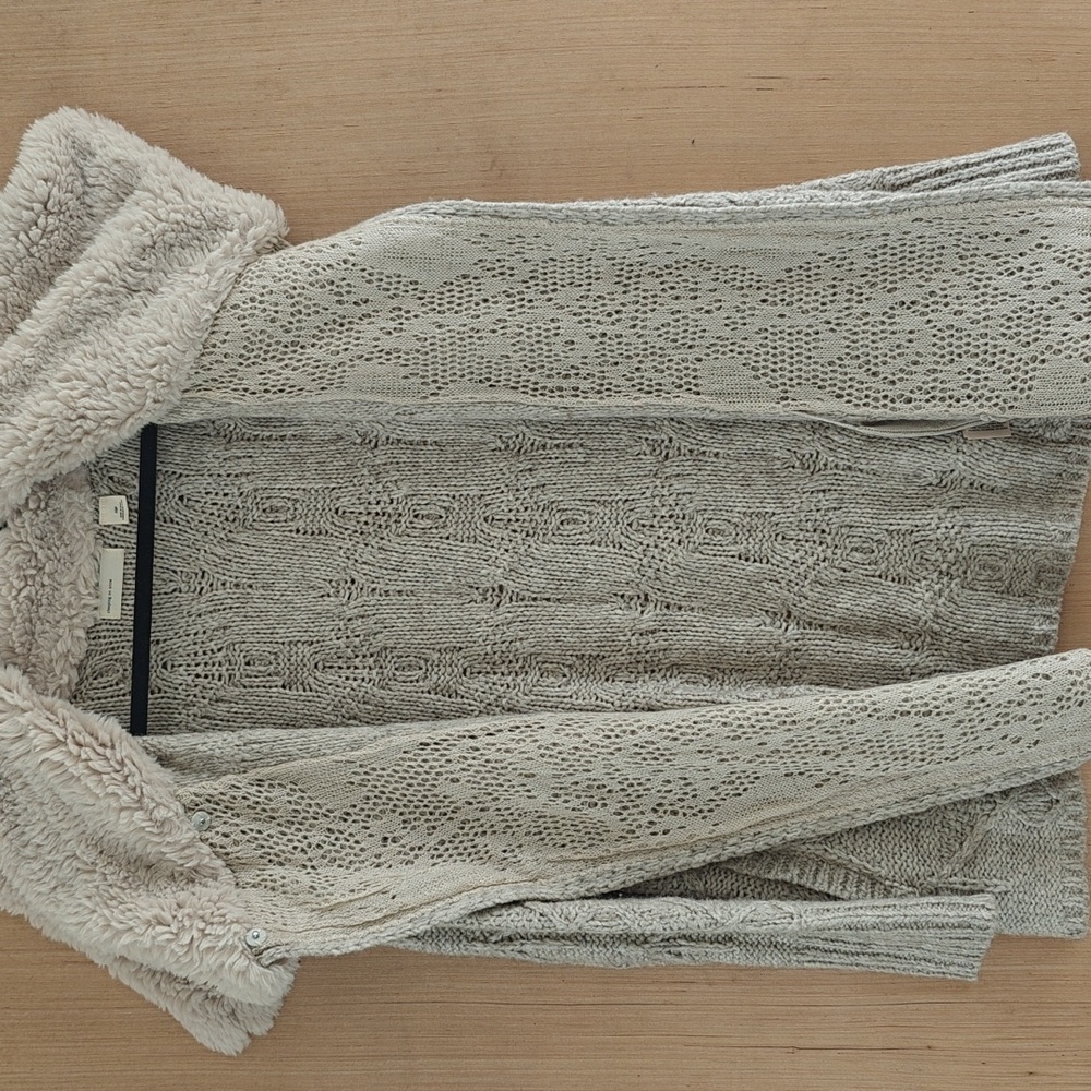 Sleeping On Snow Cardigan Sweater - Picture 7 of 8